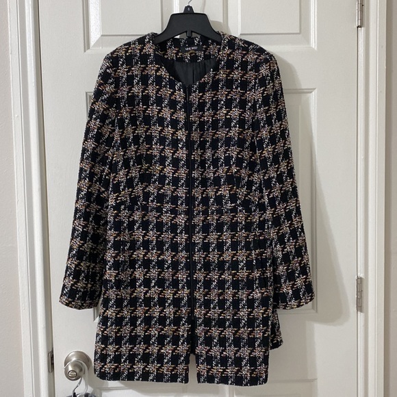 Zip up tweed long sleeve lined coat w/ pockets in yellow, red, white, & black - Picture 8 of 8